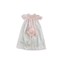Load image into Gallery viewer, Rosebud Daygown &amp; Bonnet - Pink
