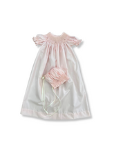 Load image into Gallery viewer, Rosebud Daygown &amp; Bonnet - Pink
